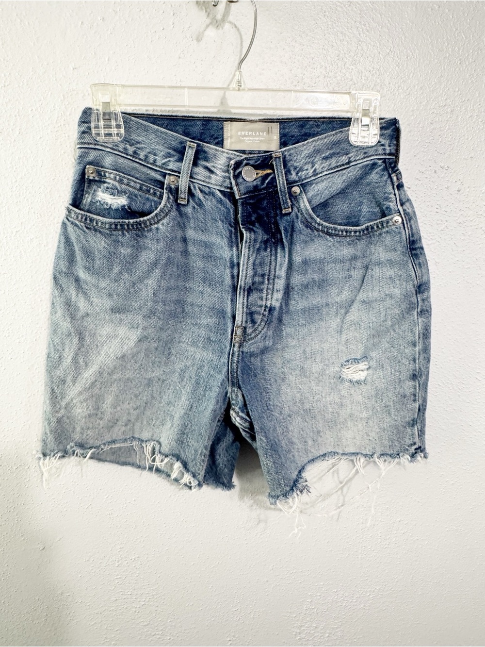 Everlane Rigid Way Light Wash Distressed Denim Cutoff Shorts size 26